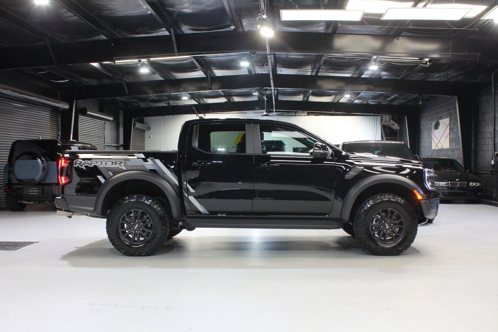Used 2025 Ford Ranger Raptor AWD/4WD image 25