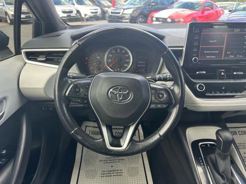 Used 2021 Toyota Corolla SE image 19