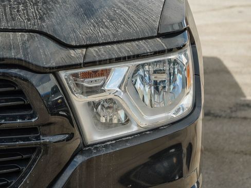Used 2019 RAM 1500 Big Horn AWD/4WD image 9