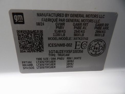 Used 2025 GMC Sierra 2500 AT4X image 65