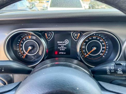Used 2022 Jeep Wrangler Sport AWD/4WD image 20