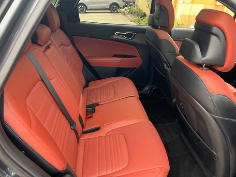 Certified 2023 Kia Sportage SX AWD/4WD image 16