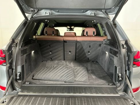 Used 2024 BMW X5 sDrive40i w/ M Sport Package RWD image 29