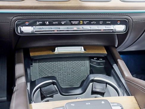 Used 2022 Mercedes-Benz GLE 580 4MATIC image 30