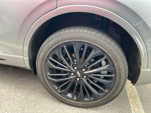 Used 2023 Lincoln Corsair AWD w/ Equipment Group 101A image 5