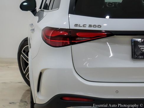 Used 2023 Mercedes-Benz GLC 300 4MATIC w/ AMG Line image 8