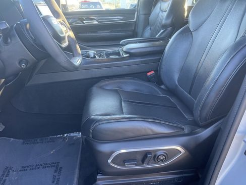 Used 2022 Jeep Wagoneer Series II w/ Premium Group I image 21