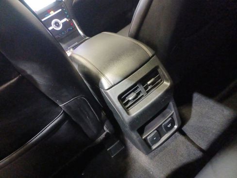 Used 2019 Ford Edge Titanium w/ Cold Weather Package image 22