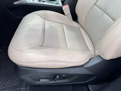 Used 2021 Ford Explorer Limited AWD/4WD image 16