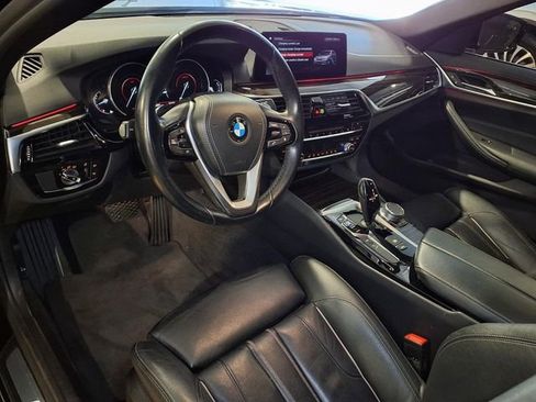 Used 2019 BMW 530e RWD image 4