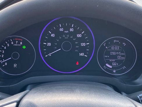 Used 2018 Honda HR-V EX image 24