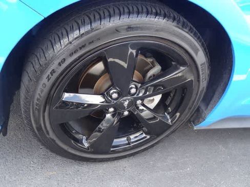 Used 2022 Ford Mustang Coupe w/ Equipment Group 101A RWD image 18