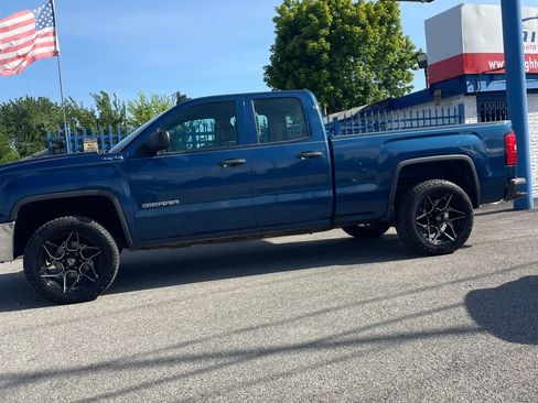 Used 2016 GMC Sierra 1500 4x4 Double Cab w/ Sierra Convenience Package image 2