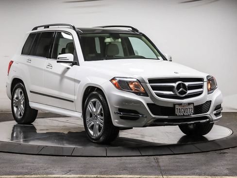 Used 2013 Mercedes-Benz GLK 250 BlueTEC 4MATIC image 5