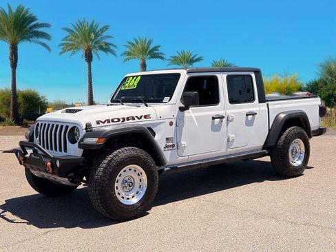 Used 2022 Jeep Gladiator Mojave w/ LED Lighting Group AWD/4WD image 32