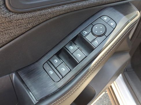 Certified 2022 Nissan Rogue SV AWD/4WD image 18