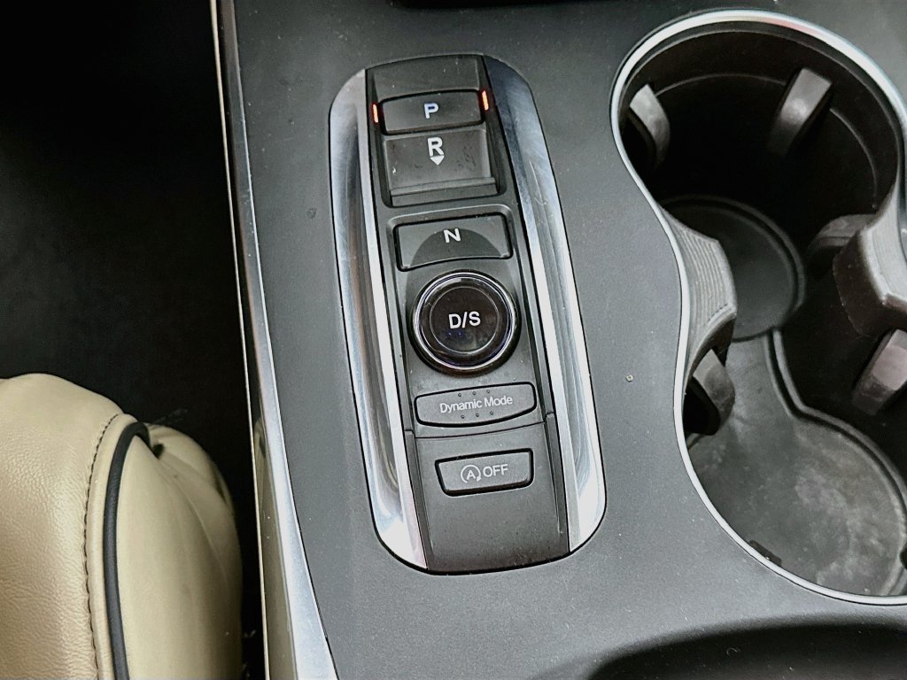 Used 2017 Acura MDX w/ Advance Package AWD/4WD image 16