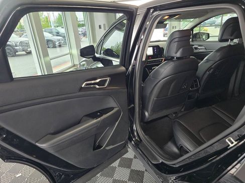 Used 2023 Kia Sportage EX FWD image 34