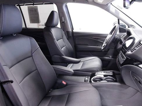 Certified 2022 Honda Pilot Touring image 14