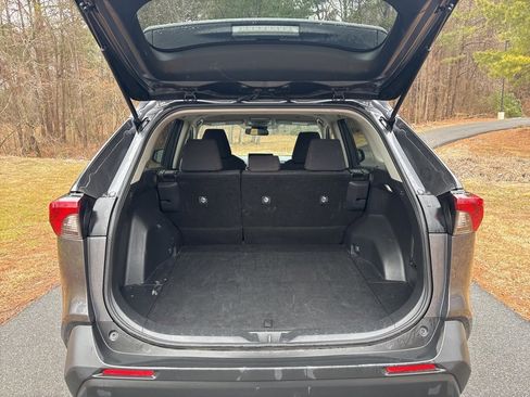 Used 2024 Toyota RAV4 LE image 12