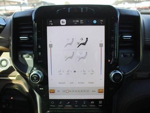 Used 2024 RAM 2500 Limited w/ Towing Technology Group image 35