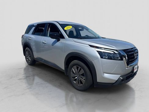 Used 2025 Nissan Pathfinder S AWD/4WD image 9