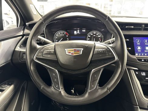 Used 2024 Cadillac XT5 Premium Luxury FWD image 17