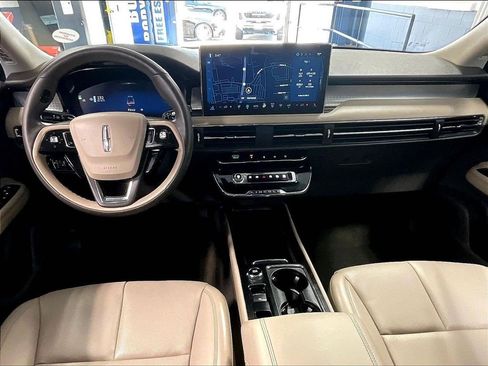 Used 2024 Lincoln Corsair AWD w/ Equipment Group 101A image 22