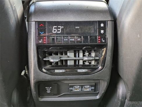 Used 2021 Jeep Grand Cherokee L Overland image 17