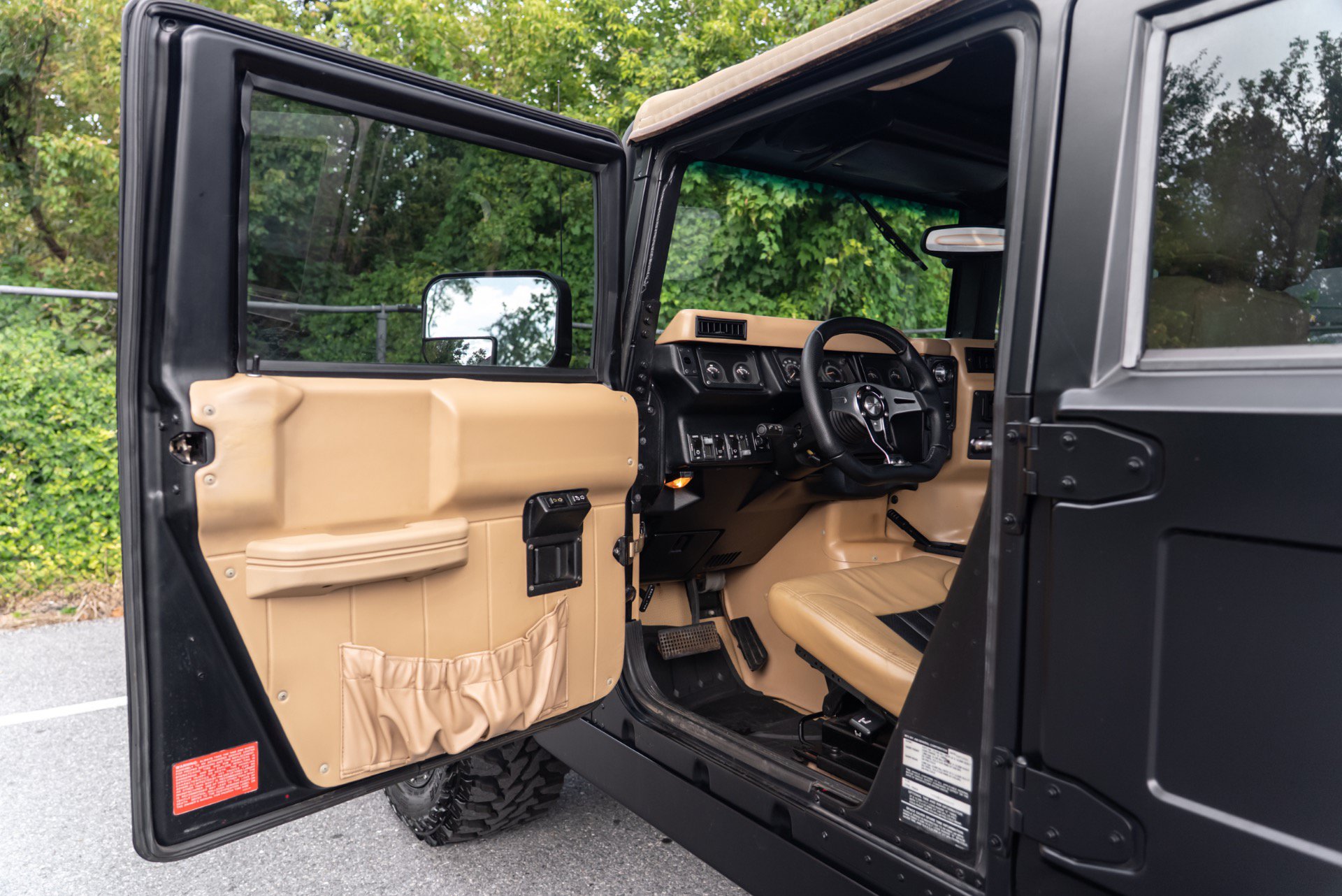 Used 2001 HUMMER H1 4-Door Open Top AWD/4WD image 10