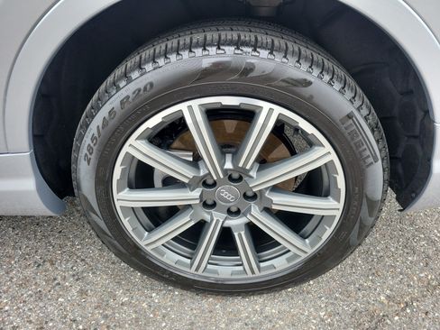 Used 2017 Audi Q7 3.0T Prestige AWD/4WD image 34