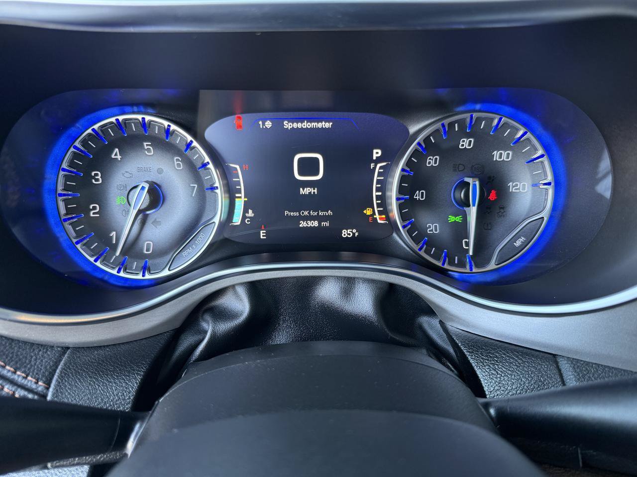 Used 2024 Chrysler Pacifica Pinnacle FWD image 19