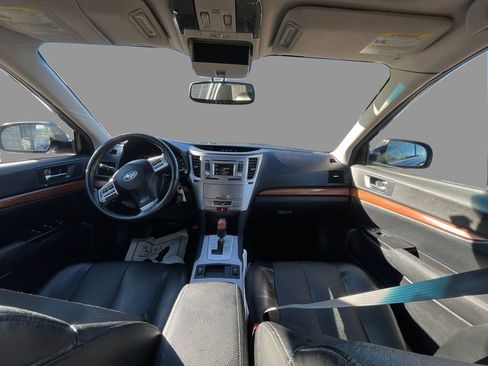 Used 2014 Subaru Outback 2.5i Limited image 9