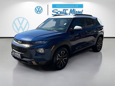 Used 2022 Chevrolet TrailBlazer ACTIV w/ Technology Package image 3