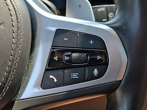 Used 2024 BMW X5 xDrive40i w/ M Sport Package AWD/4WD image 18