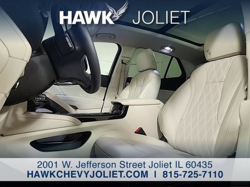 Used 2022 Buick Envision Avenir w/ Technology Package II FWD image 10