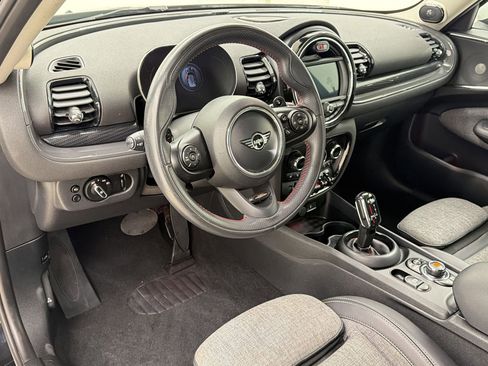 Used 2021 MINI Cooper Clubman S w/ Premium Package FWD image 4