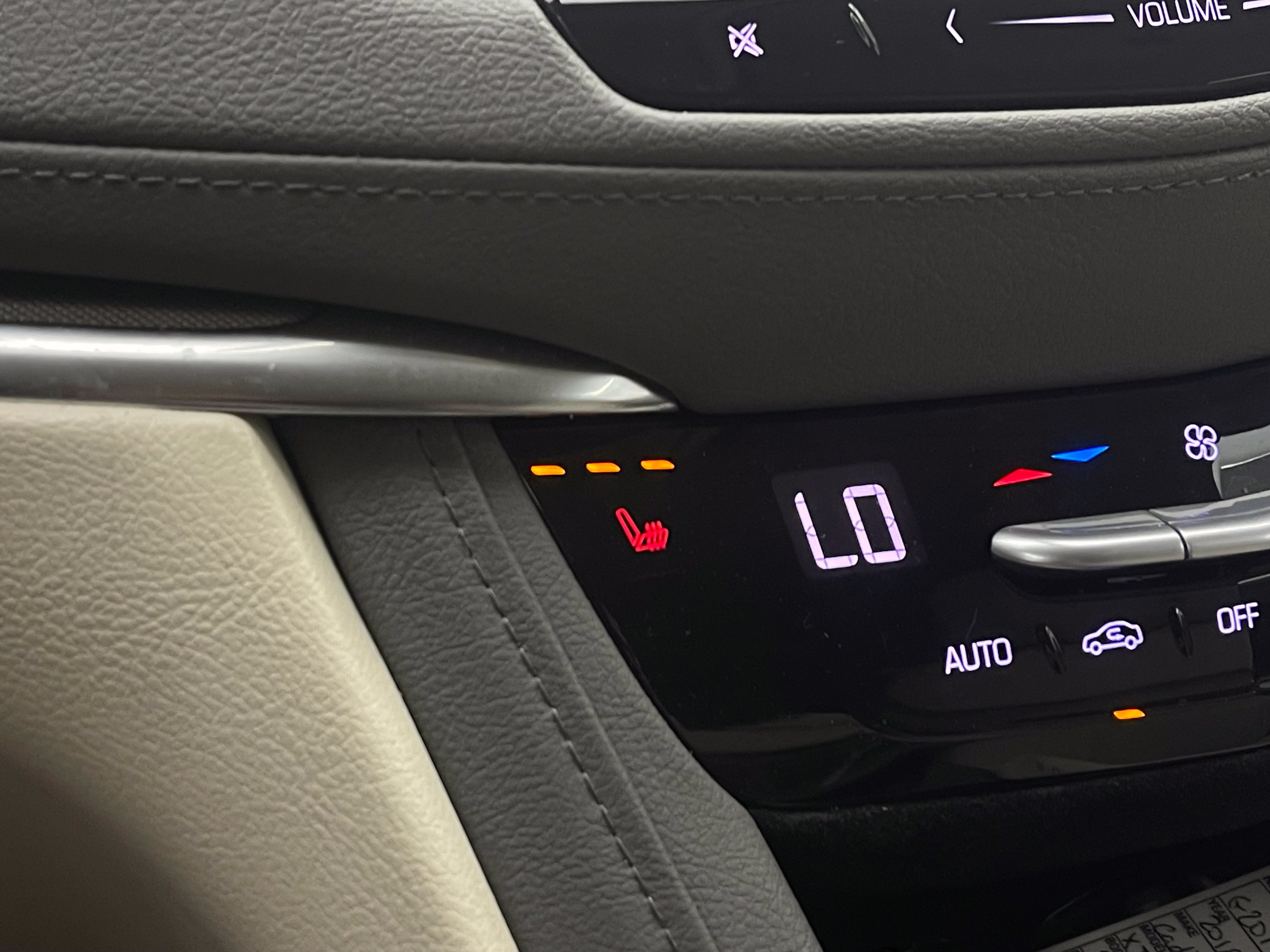 Used 2018 Cadillac XT5 Luxury FWD image 6