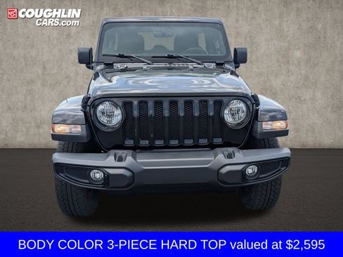 Used 2021 Jeep Wrangler Unlimited Sahara AWD/4WD image 2