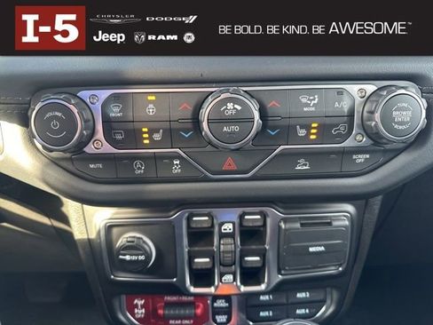 New 2026 Jeep Wrangler Unlimited Rubicon w/ Technology Group image 14