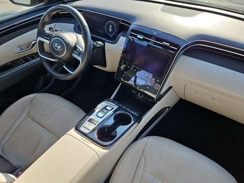 Used 2024 Hyundai Tucson Limited image 16