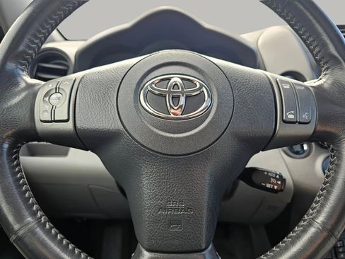 Used 2010 Toyota RAV4 Limited image 3