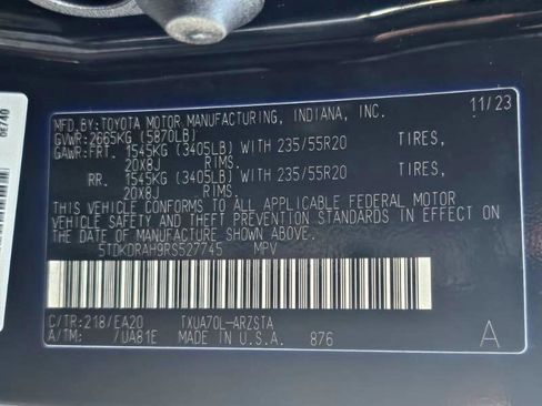 Used 2024 Toyota Highlander XSE FWD image 37