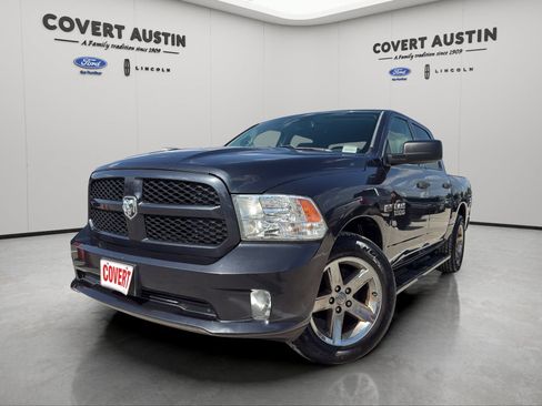 Used 2016 RAM 1500 Express RWD image 1