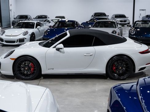 Used 2018 Porsche 911 Carrera GTS RWD image 67