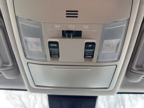 Used 2018 Toyota RAV4 XLE image 28