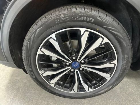 Used 2022 Ford Escape SE w/ SE Sport Appearance Package AWD/4WD image 27
