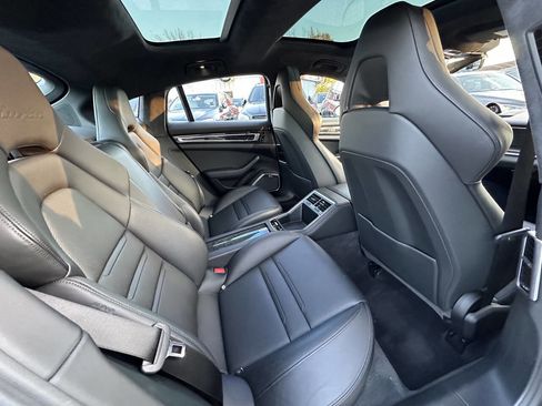Used 2017 Porsche Panamera Turbo image 74