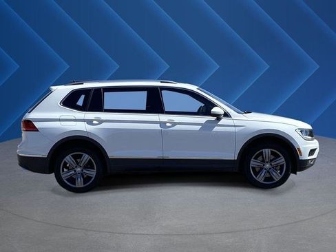Used 2020 Volkswagen Tiguan SEL AWD/4WD image 2