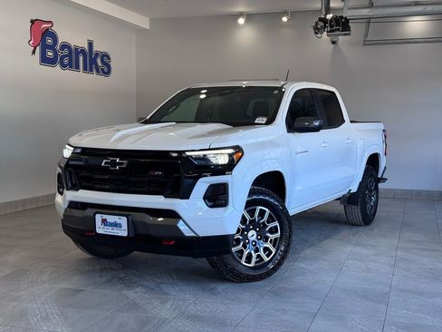 Certified 2025 Chevrolet Colorado Z71 image 2